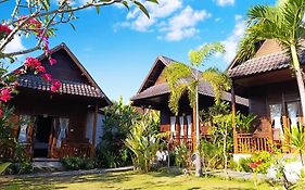 Kurnia Guest House & Spa